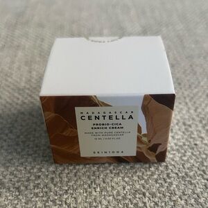 SKIN1004 Madagascar Centella Probio-Cica Enrich Cream